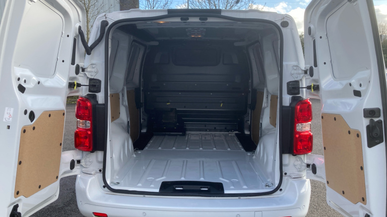 Peugeot Expert L1 Diesel 1.5 BlueHDi 120 Asphalt Van